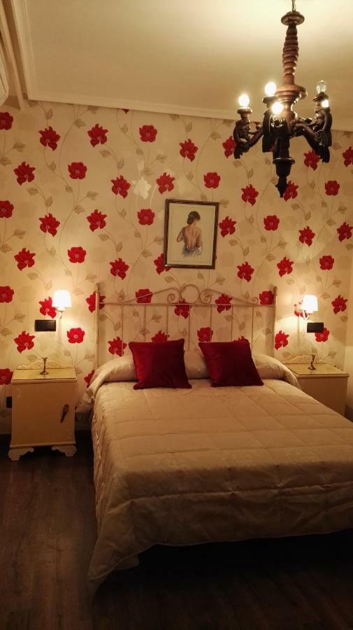 Apartament Casa Tiburcio Arenas de San Pedro Zewnętrze zdjęcie